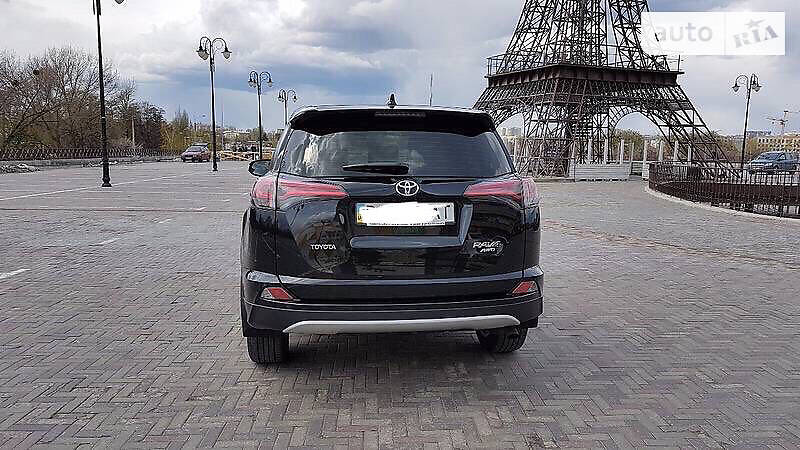 Позашляховик / Кросовер Toyota RAV4 2016 в Кропивницькому