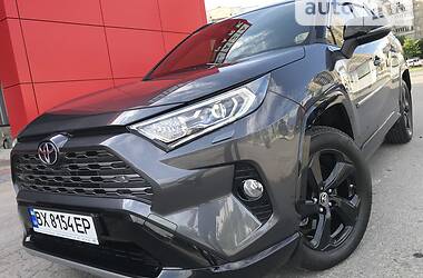 Внедорожник / Кроссовер Toyota RAV4 2019 в Виннице