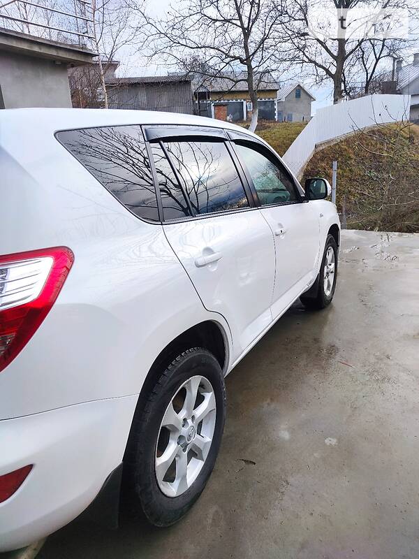 Позашляховик / Кросовер Toyota RAV4 2010 в Новоселиці фото 14 Позашляховик / Кросовер Toyota RAV4 2010 в Новоселиці