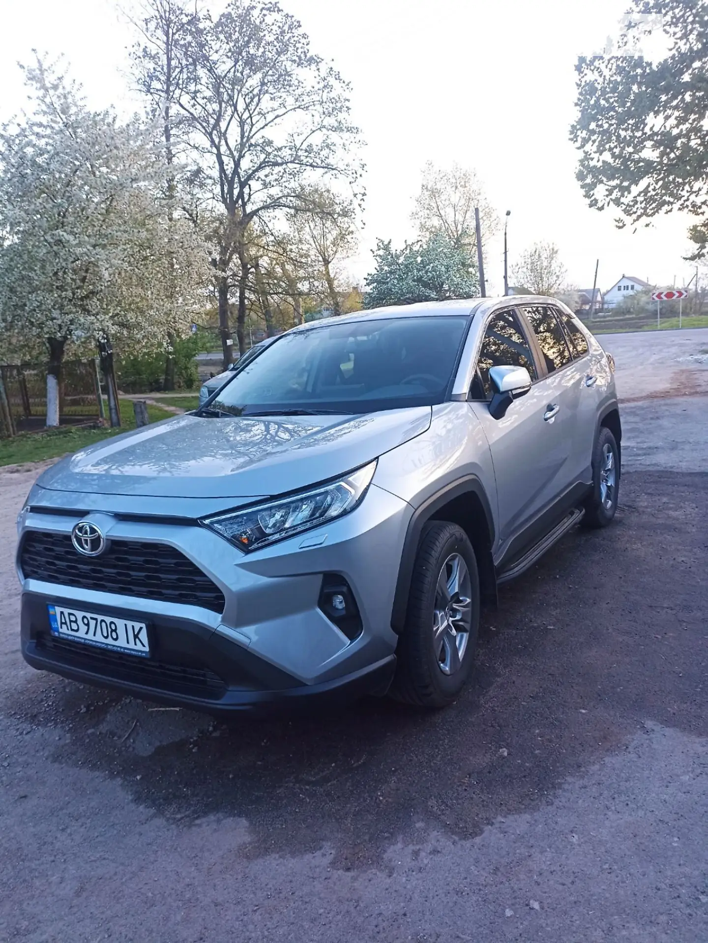 2021 Toyota RAV 4 - фото 1
