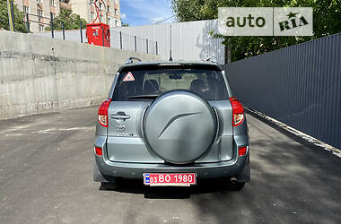 Внедорожник / Кроссовер Toyota RAV4 2008 в Виннице