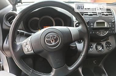 Внедорожник / Кроссовер Toyota RAV4 2006 в Ивано-Франковске