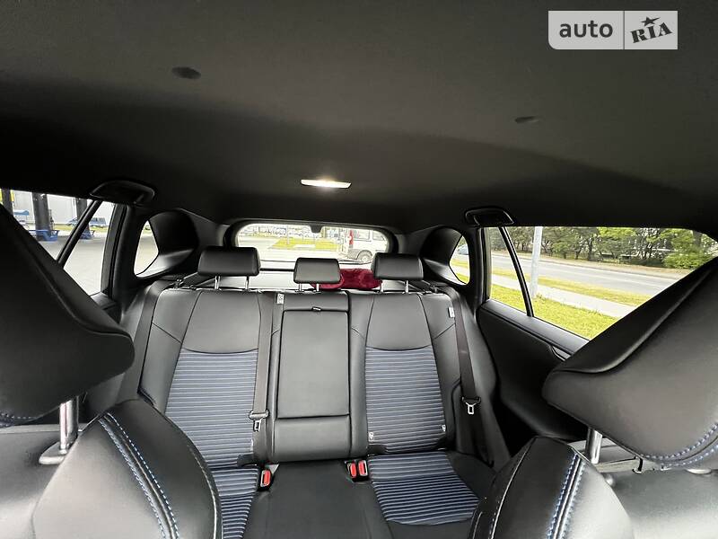 Внедорожник / Кроссовер Toyota RAV4 2020 в Хмельницком