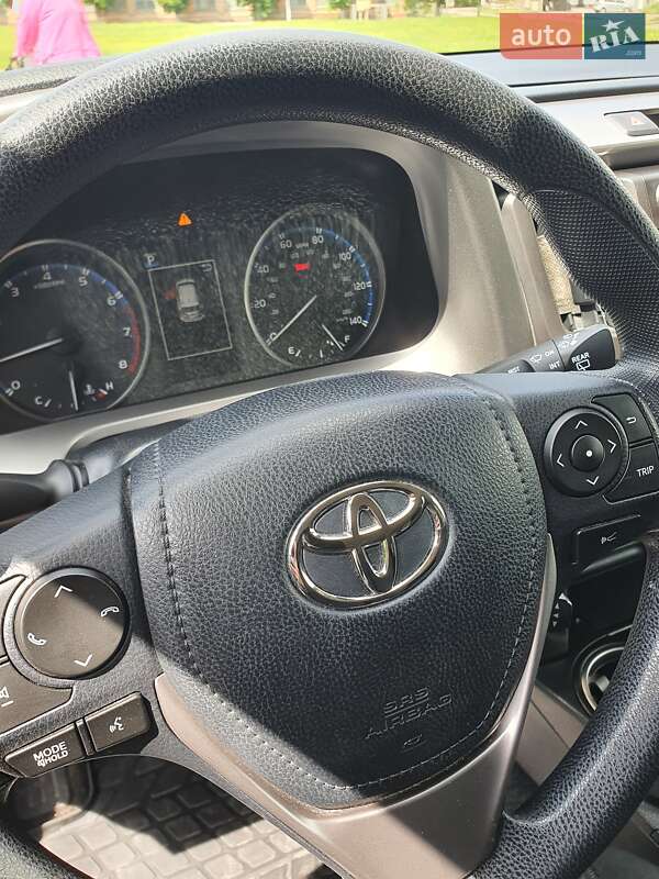 Позашляховик / Кросовер Toyota RAV4 2018 в Полтаві