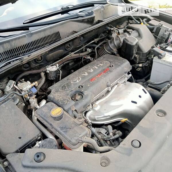 Внедорожник / Кроссовер Toyota RAV4 2006 в Ровно