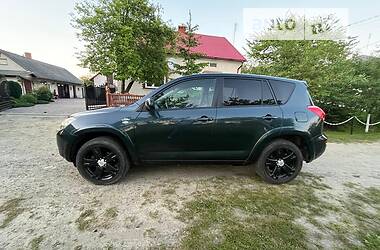 Внедорожник / Кроссовер Toyota RAV4 2007 в Львове