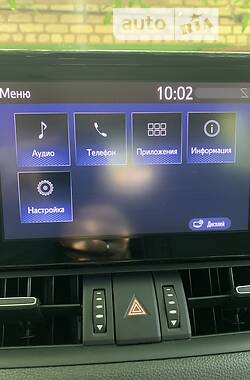 Внедорожник / Кроссовер Toyota RAV4 2019 в Покрове