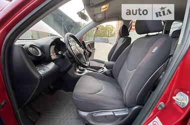 Внедорожник / Кроссовер Toyota RAV4 2008 в 