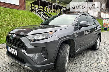 Позашляховик / Кросовер Toyota RAV4 2019 в Чернівцях