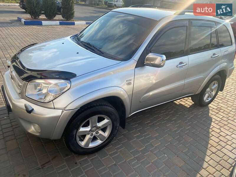 Toyota RAV4 2004