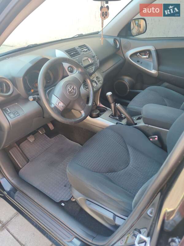 Позашляховик / Кросовер Toyota RAV4 2008 в Береговому
