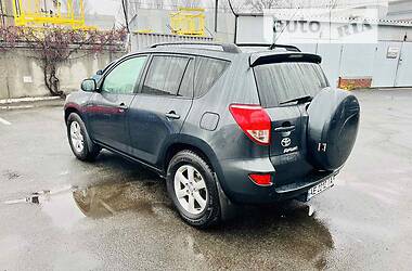 Внедорожник / Кроссовер Toyota RAV4 2008 в Днепре