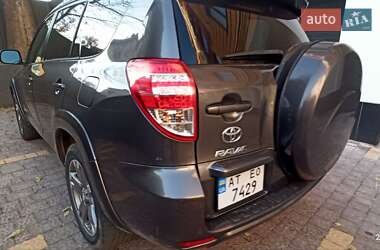 Внедорожник / Кроссовер Toyota RAV4 2012 в Ивано-Франковске
