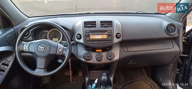 Внедорожник / Кроссовер Toyota RAV4 2012 в Ивано-Франковске