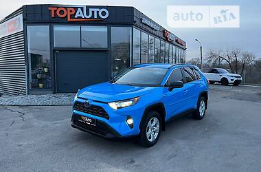 Позашляховик / Кросовер Toyota RAV4 2019 в Запоріжжі