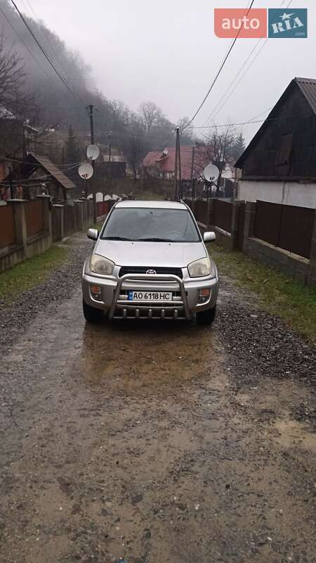 Toyota RAV4 2003
