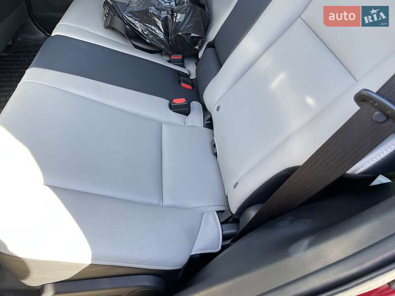 Внедорожник / Кроссовер Toyota RAV4 2017 в Киеве фото 21 Внедорожник / Кроссовер Toyota RAV4 2017 в Киеве
