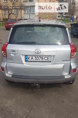 Позашляховик / Кросовер Toyota RAV4 2008 в Києві