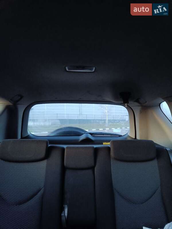 Позашляховик / Кросовер Toyota RAV4 2006 в Рівному фото 37 Позашляховик / Кросовер Toyota RAV4 2006 в Рівному