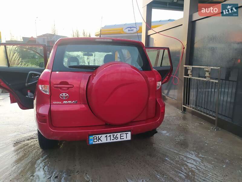 Позашляховик / Кросовер Toyota RAV4 2006 в Рівному фото 6 Позашляховик / Кросовер Toyota RAV4 2006 в Рівному