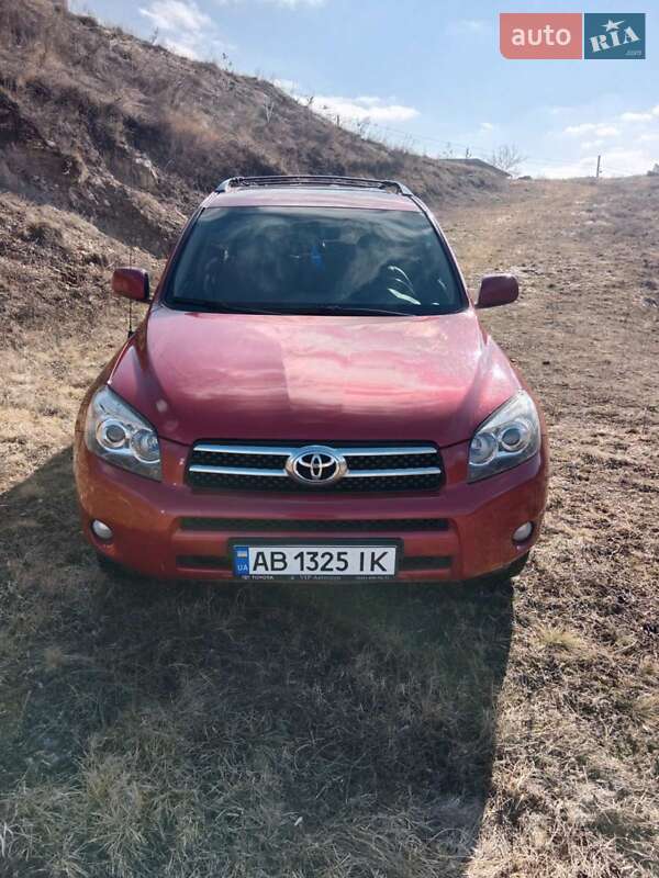 Внедорожник / Кроссовер Toyota RAV4 2008 в Шаргороде