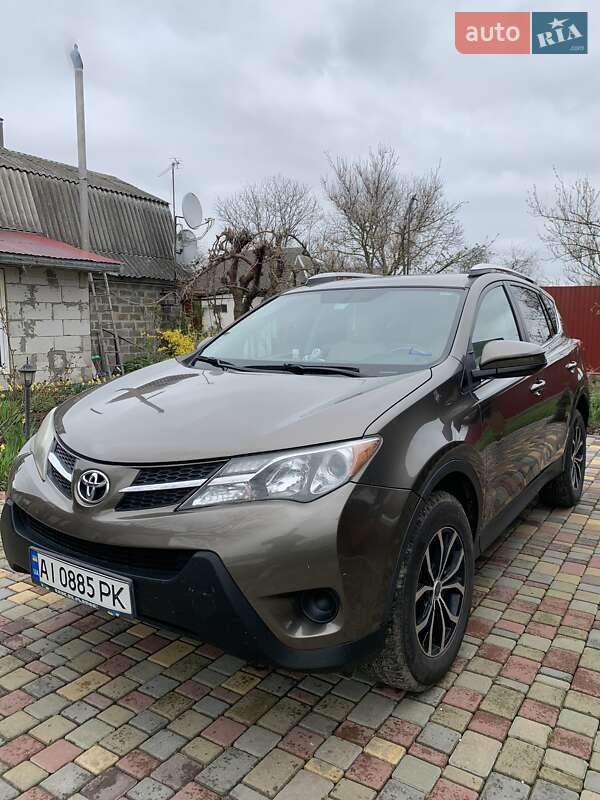 Позашляховик / Кросовер Toyota RAV4 2014 в Броварах