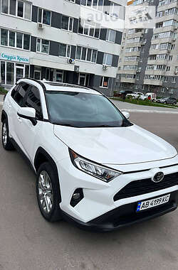 Позашляховик / Кросовер Toyota RAV4 2019 в Харкові