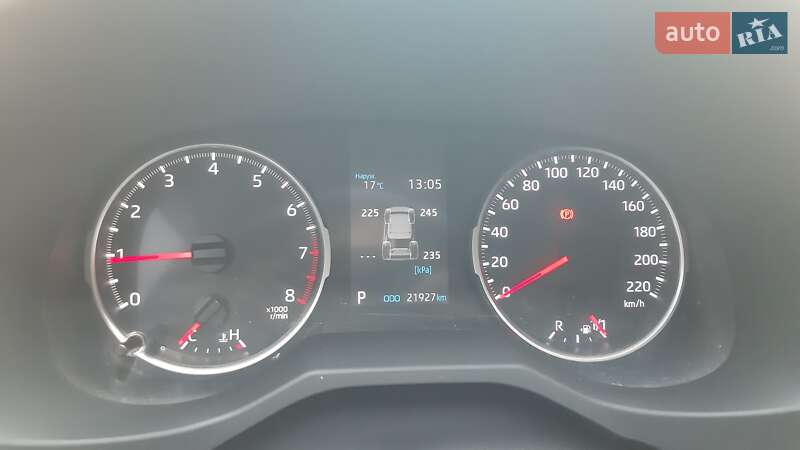 Внедорожник / Кроссовер Toyota RAV4 2020 в Ровно