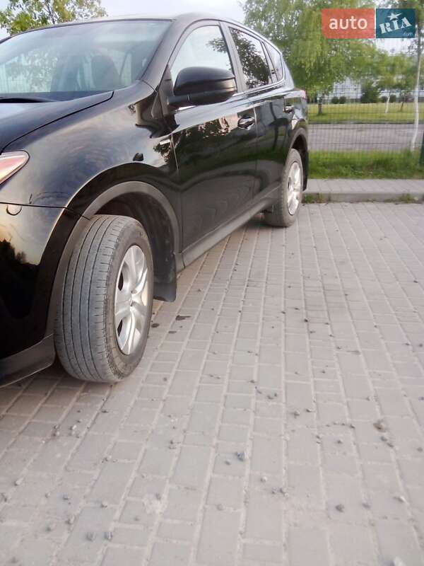 Позашляховик / Кросовер Toyota RAV4 2013 в Львові