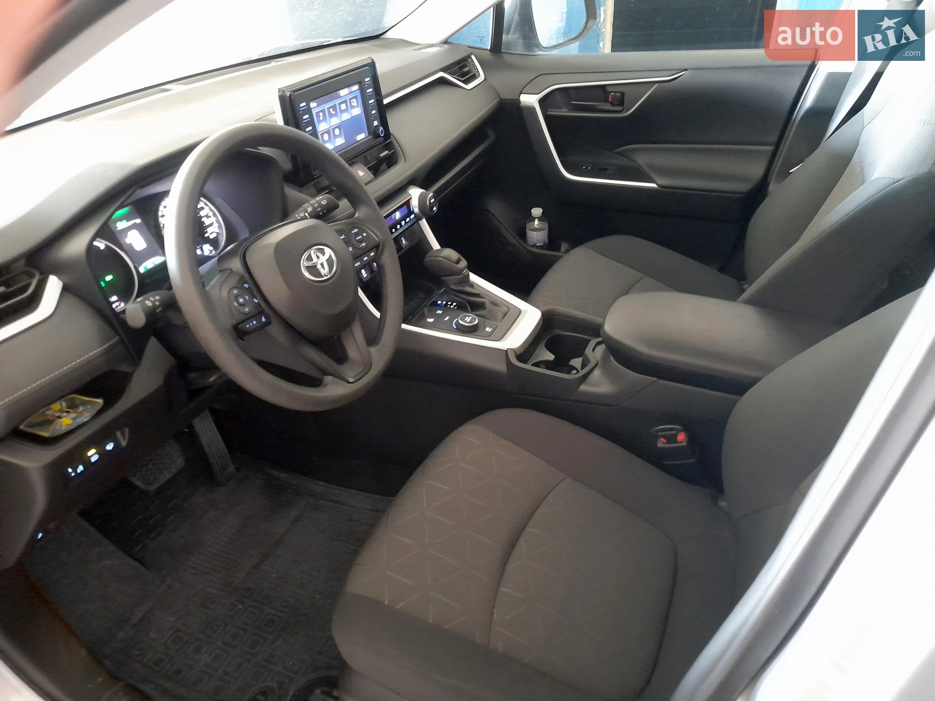 2020 Toyota RAV 4 - мініатюра 18