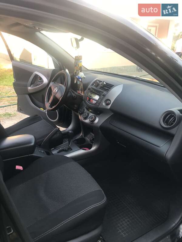 Позашляховик / Кросовер Toyota RAV4 2007 в Борисполі