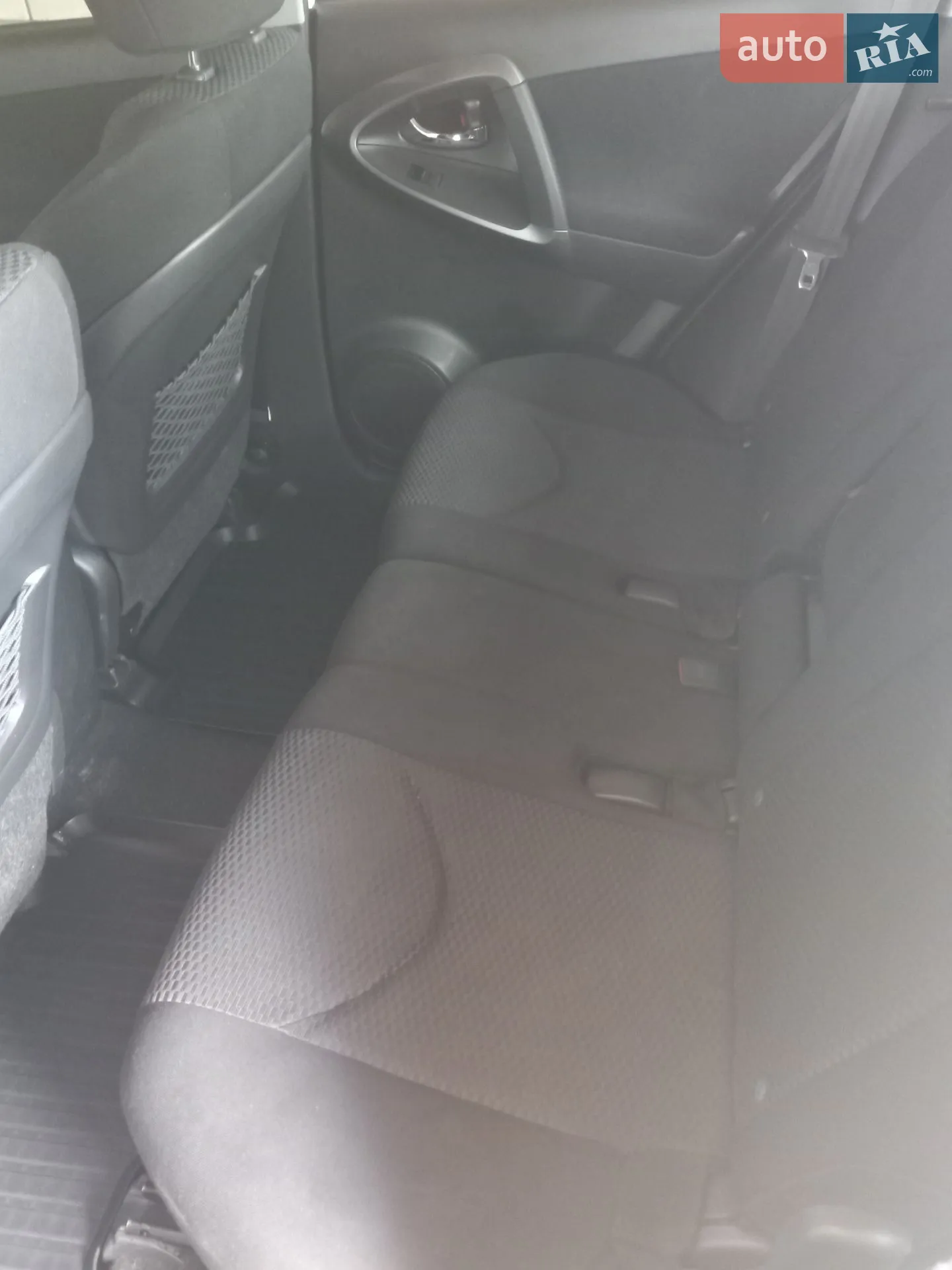 2010 Toyota RAV 4 - мініатюра 8