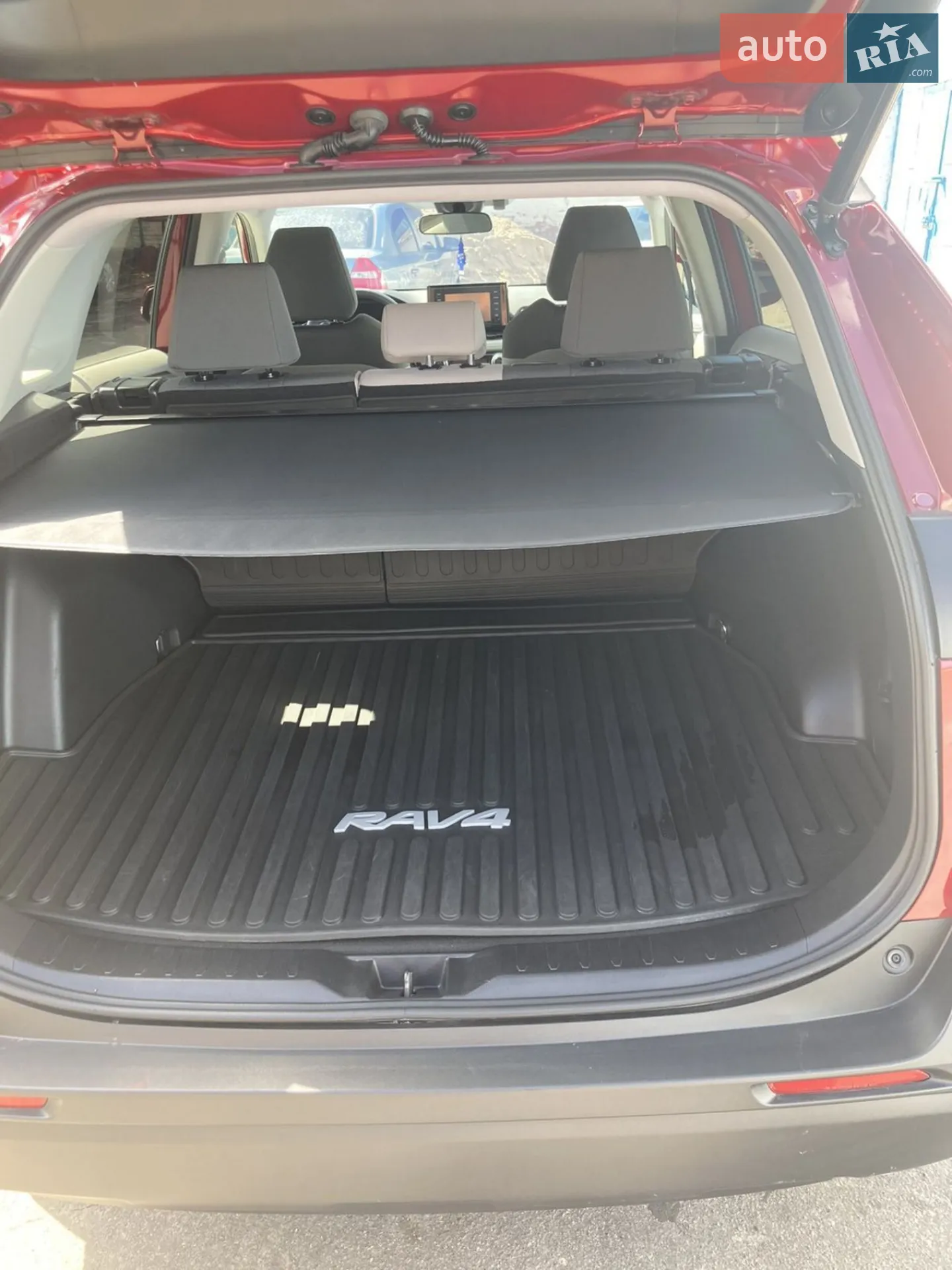 2019 Toyota RAV 4 - мініатюра 16