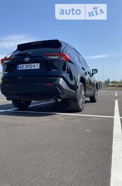 Внедорожник / Кроссовер Toyota RAV4 2019 в Виннице