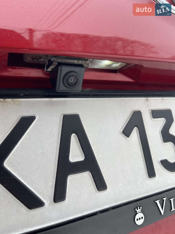 Внедорожник / Кроссовер Toyota RAV4 2010 в Киеве