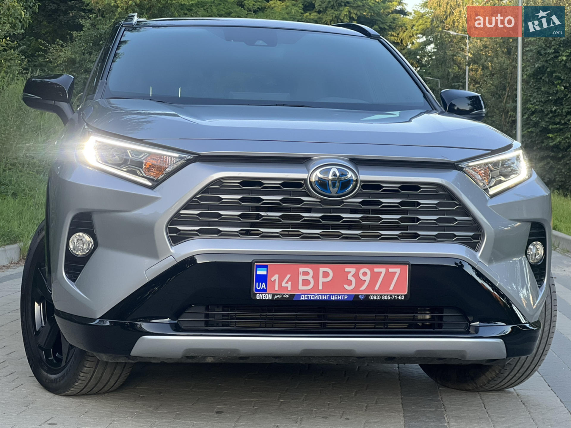 2020 Toyota RAV 4 - мініатюра 3