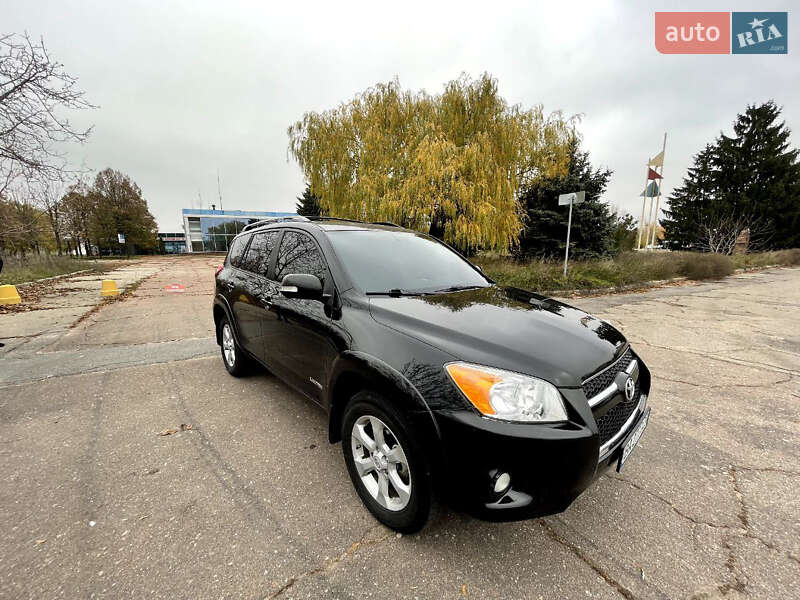 Toyota RAV4 2012