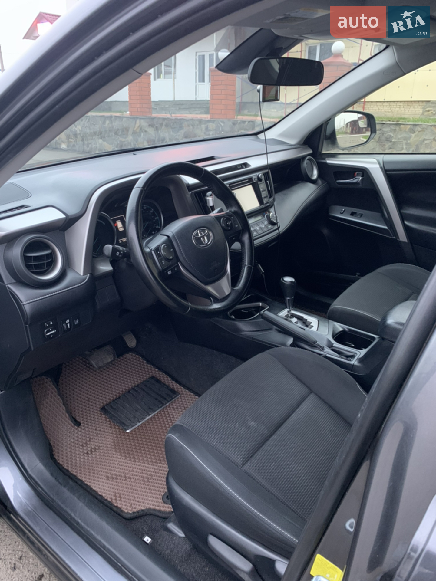 2017 Toyota RAV 4 - мініатюра 11