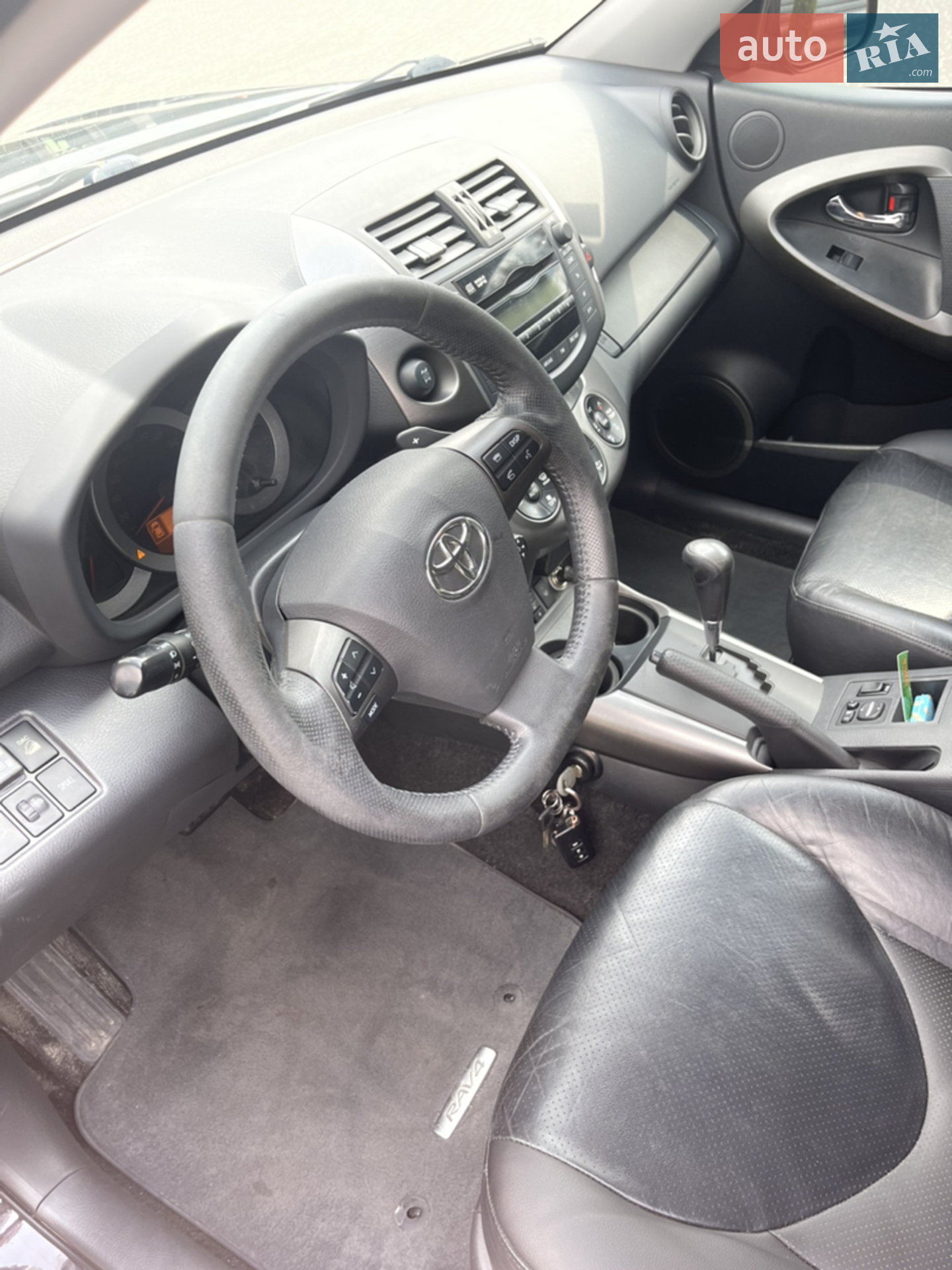 2011 Toyota RAV 4 - мініатюра 11
