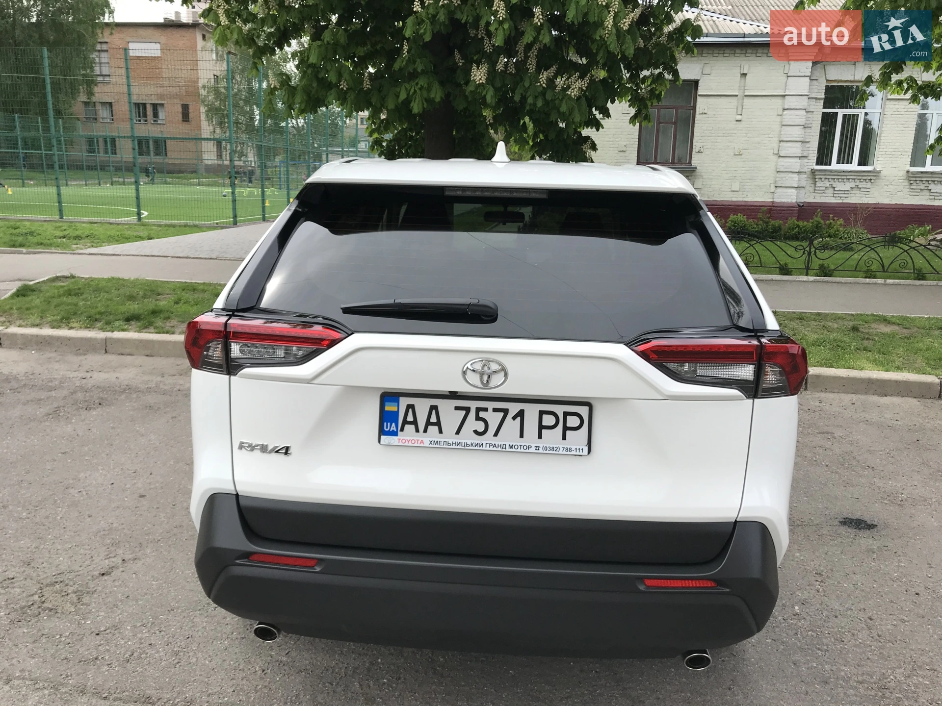 2019 Toyota RAV 4 - мініатюра 9