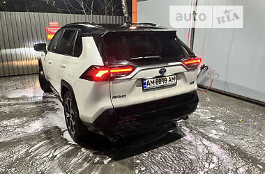 Позашляховик / Кросовер Toyota RAV4 2021 в Житомирі