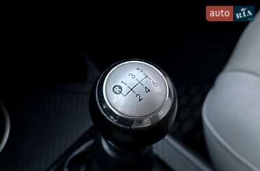 Позашляховик / Кросовер Toyota RAV4 2014 в Міжгір'ї