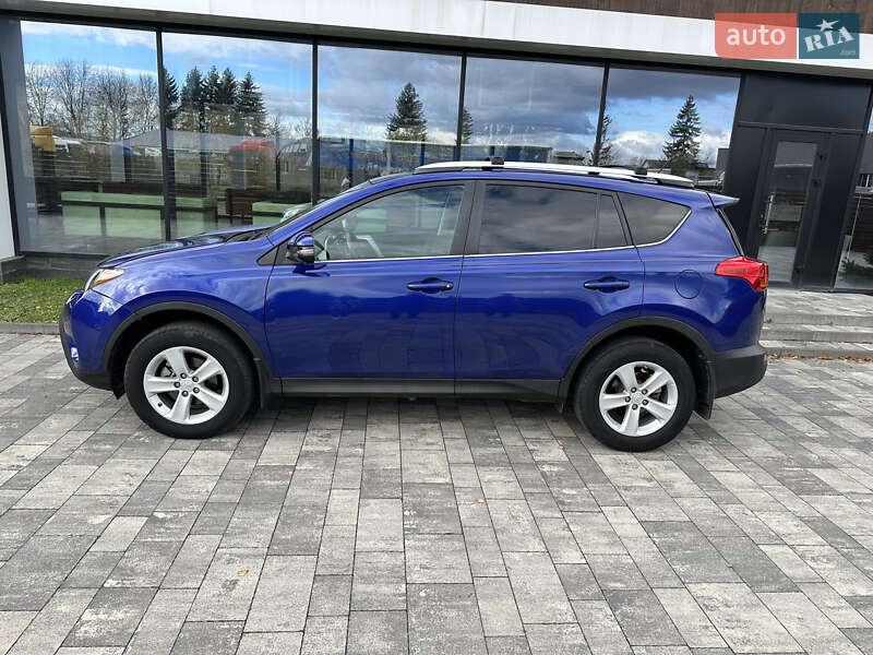 Позашляховик / Кросовер Toyota RAV4 2014 в Ужгороді