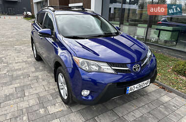 Внедорожник / Кроссовер Toyota RAV4 2014 в Тячеве