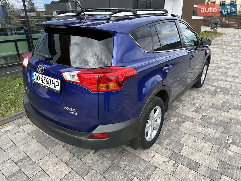 Позашляховик / Кросовер Toyota RAV4 2014 в Ужгороді