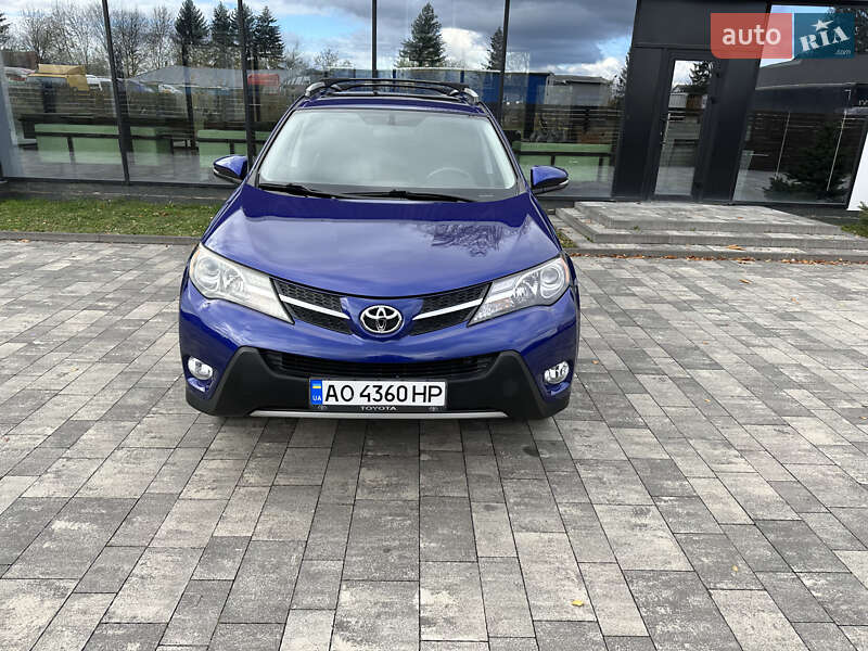 Позашляховик / Кросовер Toyota RAV4 2014 в Ужгороді