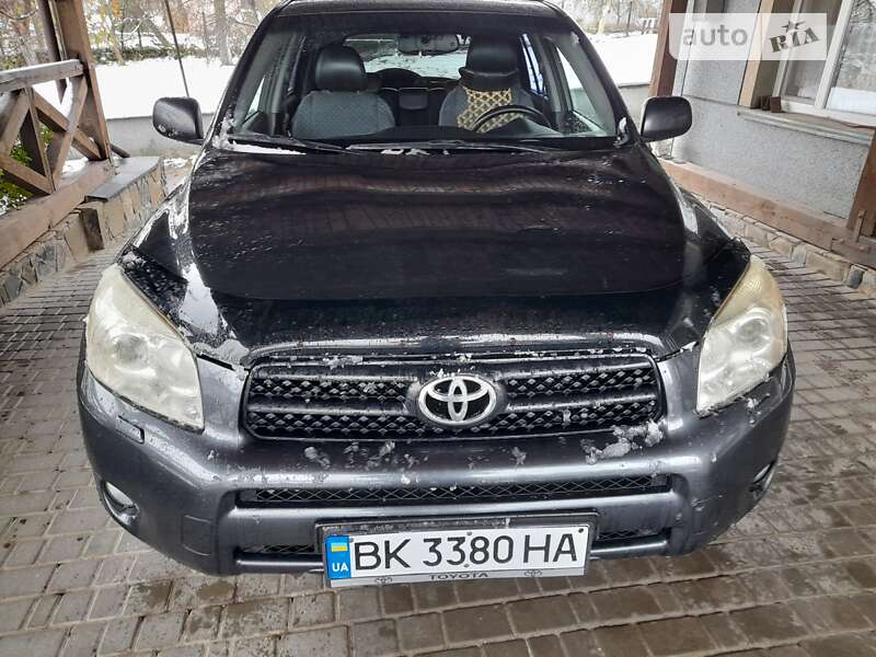 Внедорожник / Кроссовер Toyota RAV4 2008 в Здолбунове