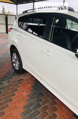 Внедорожник / Кроссовер Toyota RAV4 2014 в Белой Церкви