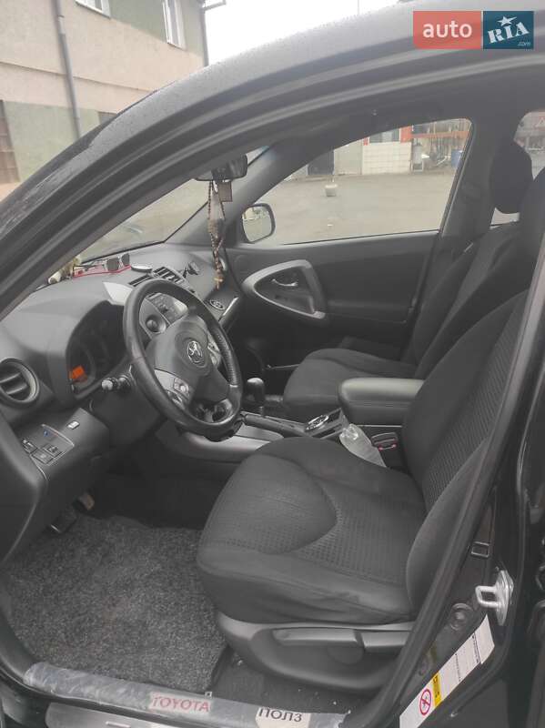 Позашляховик / Кросовер Toyota RAV4 2008 в Вінниці