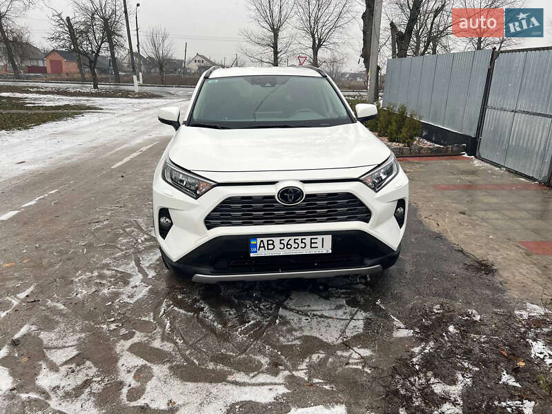 Позашляховик / Кросовер Toyota RAV4 2021 в Вінниці